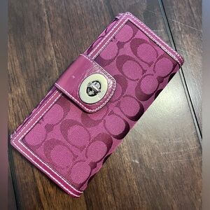 Coach Logo Buckle Wallet Red/Burgundy